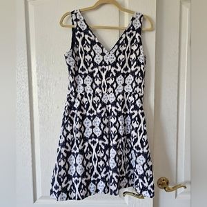 Gap linen dress with pockets size 4